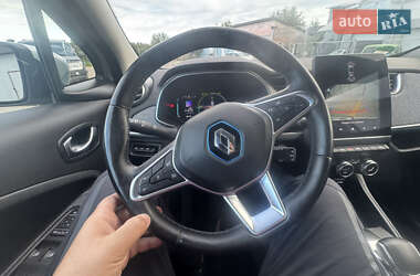 Хэтчбек Renault Zoe 2020 в 