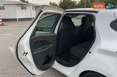 Хэтчбек Renault Zoe 2019 в 