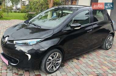 Хэтчбек Renault Zoe 2016 в 