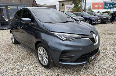 Хэтчбек Renault Zoe 2020 в 