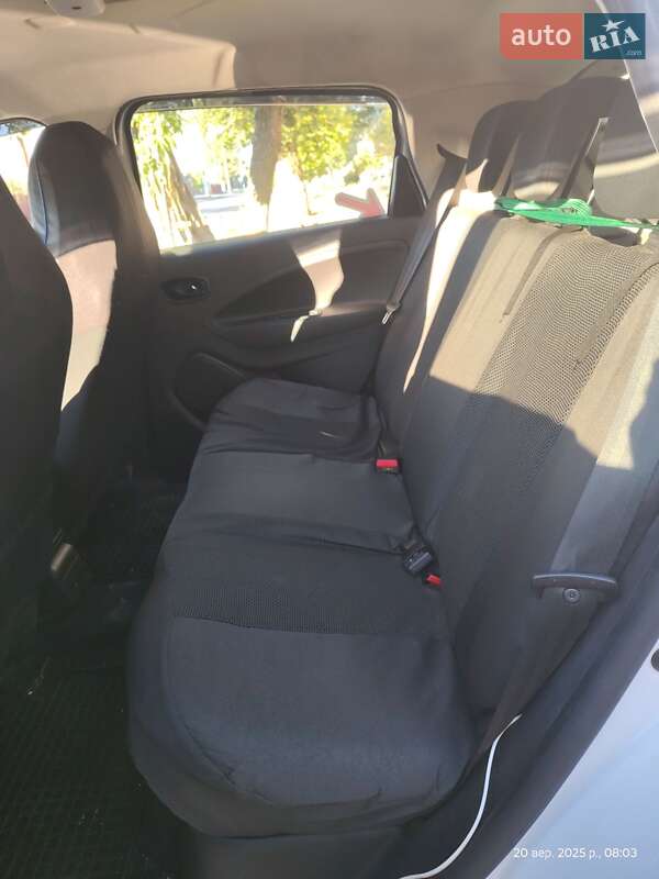 Хэтчбек Renault Zoe 2020 в Одессе фото 12 Хэтчбек Renault Zoe 2020 в Одессе