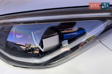 Хэтчбек Renault Zoe 2020 в 