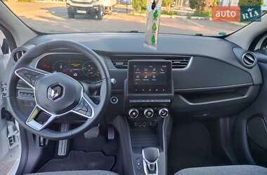 Хэтчбек Renault Zoe 2020 в 