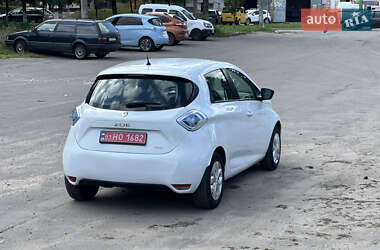 Хэтчбек Renault Zoe 2018 в 