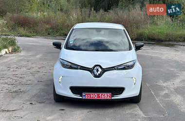 Хэтчбек Renault Zoe 2018 в 