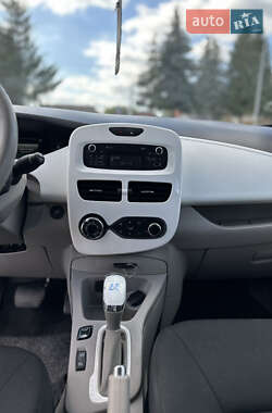 Хэтчбек Renault Zoe 2018 в 