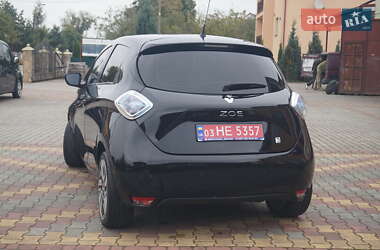 Хэтчбек Renault Zoe 2016 в 