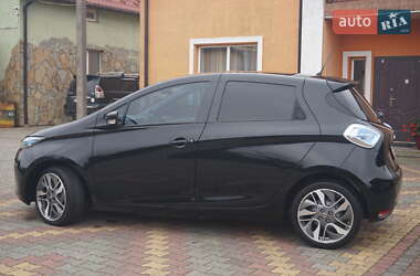 Хэтчбек Renault Zoe 2016 в 