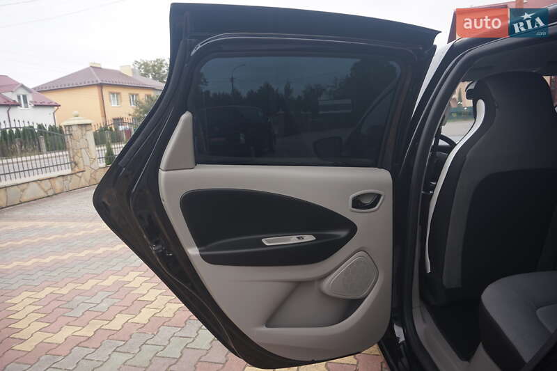 Хэтчбек Renault Zoe 2016 в Самборе