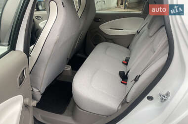 Хэтчбек Renault Zoe 2019 в 