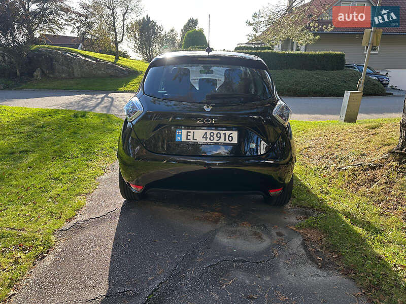 Хэтчбек Renault Zoe 2014 в Киеве