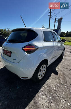 Хэтчбек Renault Zoe 2022 в 
