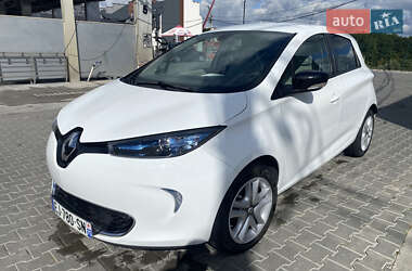 Хэтчбек Renault Zoe 2017 в 