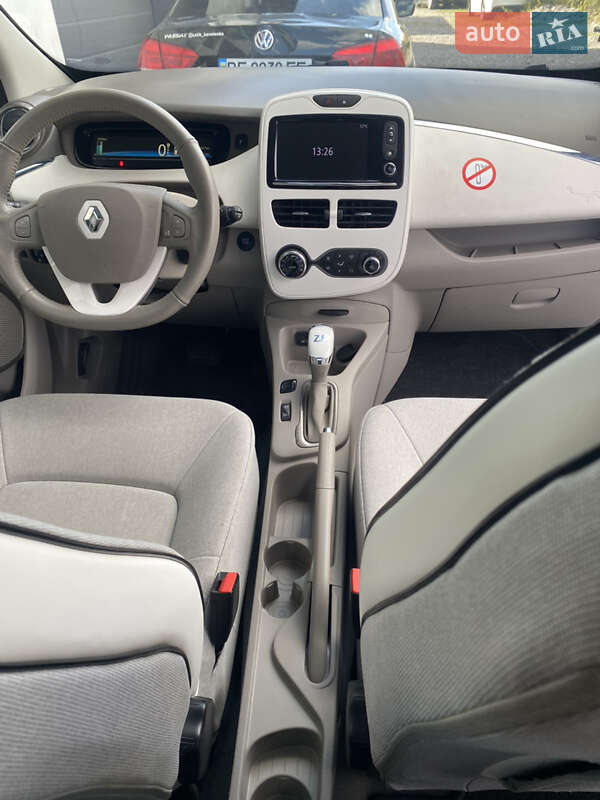Хэтчбек Renault Zoe 2017 в Виннице