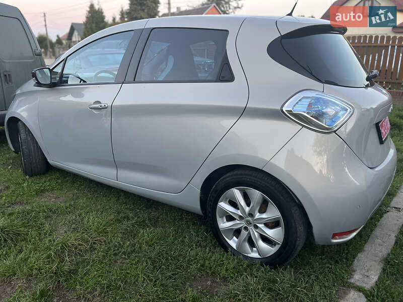 Хэтчбек Renault Zoe 2015 в Львове