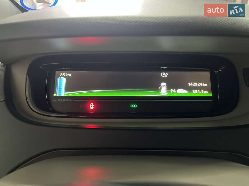 Хэтчбек Renault Zoe 2015 в Львове