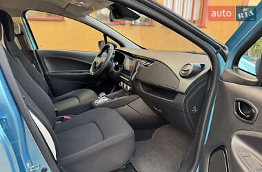 Хэтчбек Renault Zoe 2020 в 