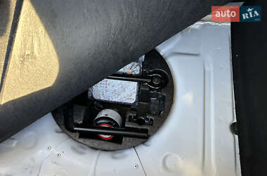 Хэтчбек Renault Zoe 2015 в 