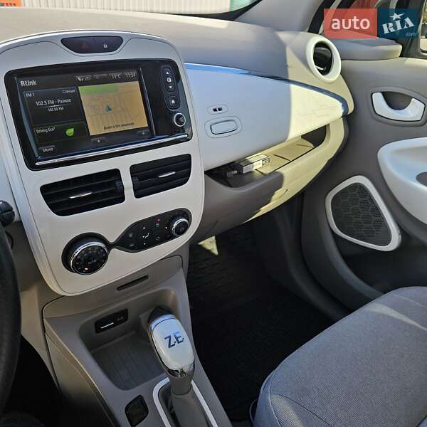 Хэтчбек Renault Zoe 2013 в Киеве
