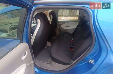 Хэтчбек Renault Zoe 2019 в 