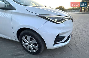 Хэтчбек Renault Zoe 2020 в 