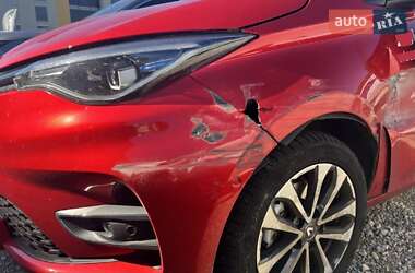 Хэтчбек Renault Zoe 2022 в 