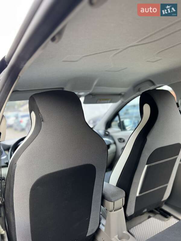 Хэтчбек Renault Zoe 2014 в Львове