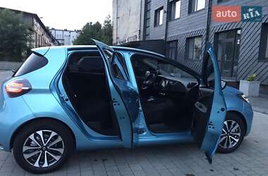 Хэтчбек Renault Zoe 2020 в 