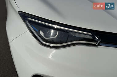 Хэтчбек Renault Zoe 2020 в 