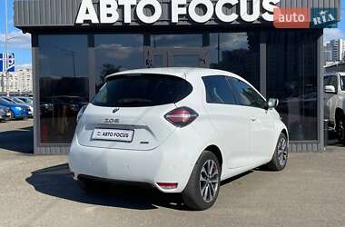 Хэтчбек Renault Zoe 2020 в 