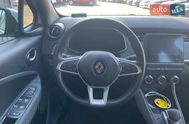 Хэтчбек Renault Zoe 2020 в 