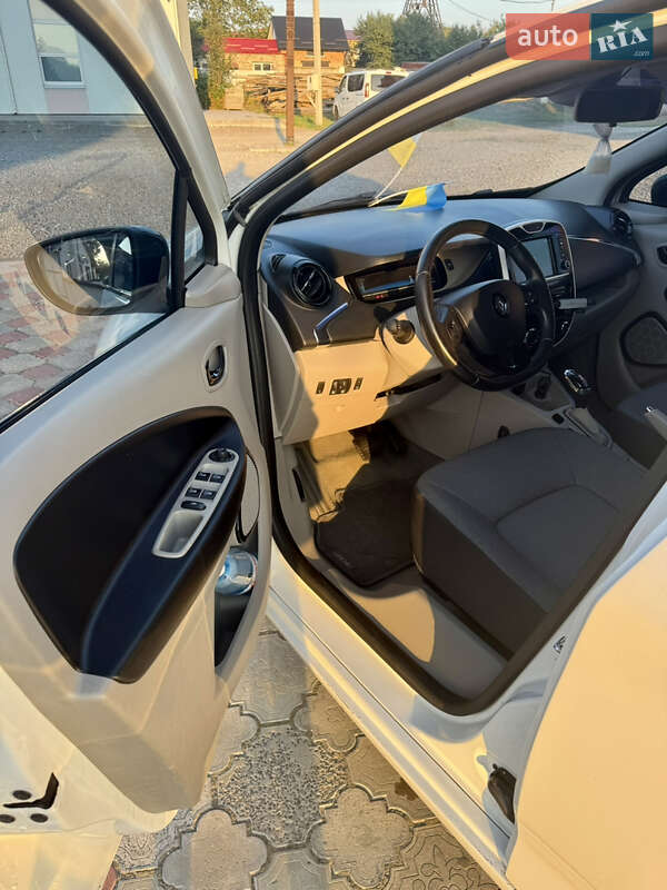 Хетчбек Renault Zoe 2015 в Львові