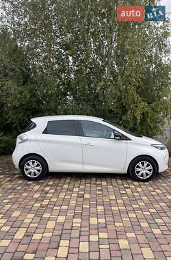 Хэтчбек Renault Zoe 2013 в 