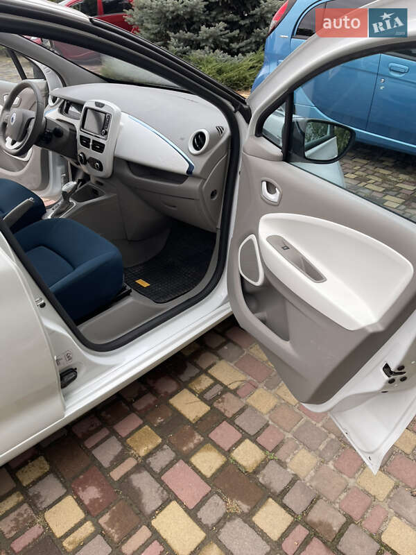 Хэтчбек Renault Zoe 2013 в Днепре