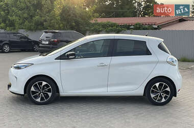 Хэтчбек Renault Zoe 2019 в 