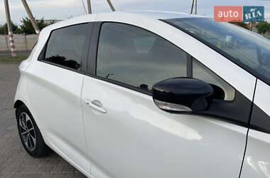 Хэтчбек Renault Zoe 2019 в 