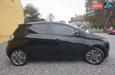Хэтчбек Renault Zoe 2015 в 