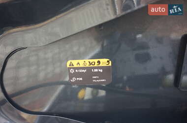 Хэтчбек Renault Zoe 2017 в 