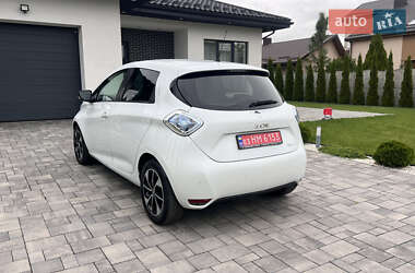 Хэтчбек Renault Zoe 2017 в 