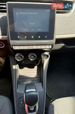 Хетчбек Renault Zoe 2021 в 