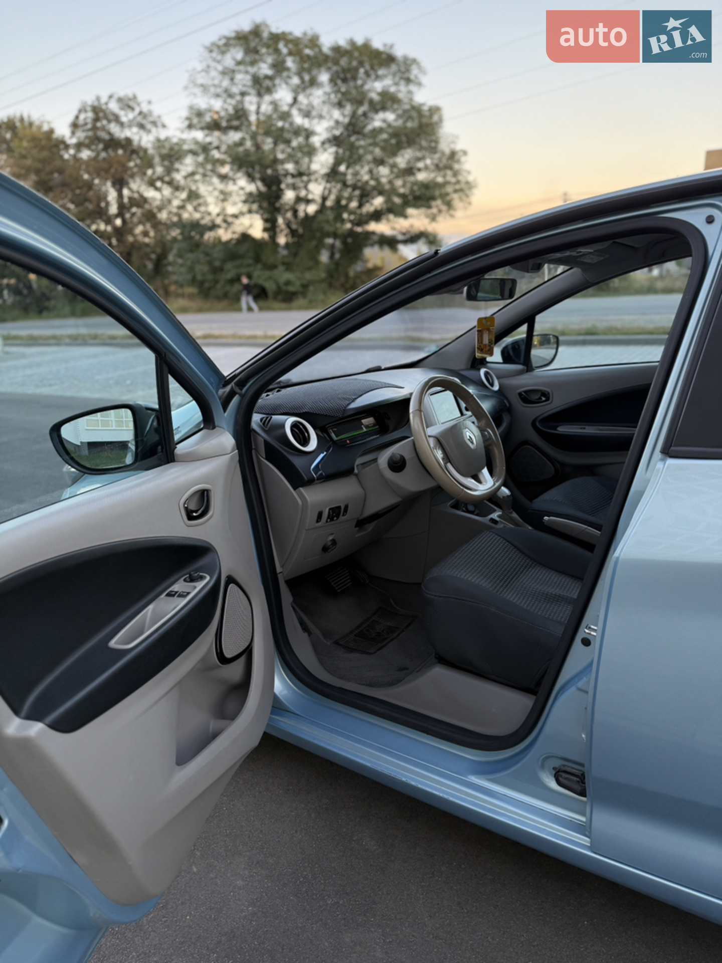 2015 Renault ZOE - мініатюра 9