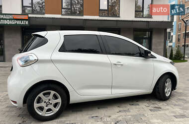 Хэтчбек Renault Zoe 2019 в 