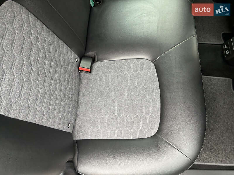 Хэтчбек Renault Zoe 2021 в Киеве