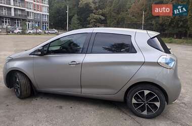 Хэтчбек Renault Zoe 2016 в 