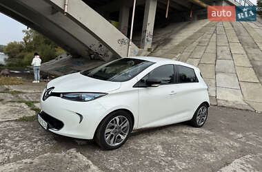 Хэтчбек Renault Zoe 2016 в Виннице