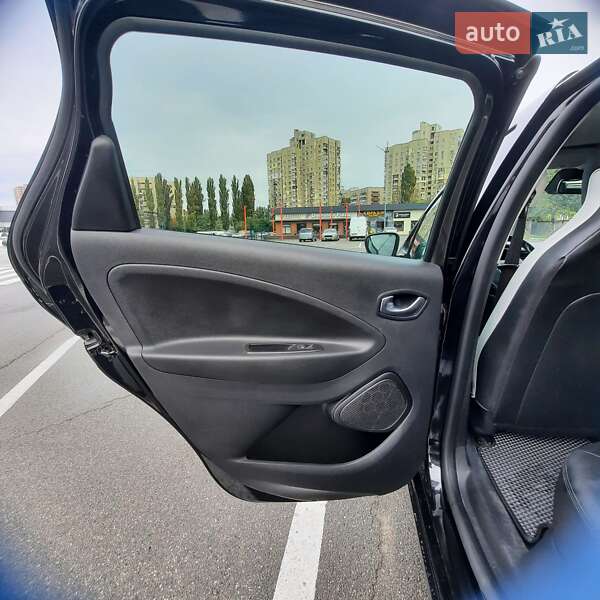 Хэтчбек Renault Zoe 2021 в Киеве