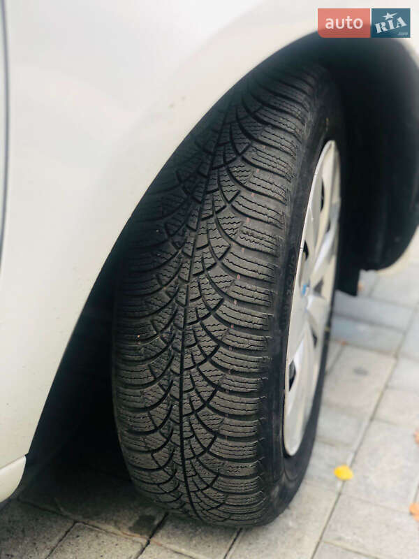 Хэтчбек Renault Zoe 2020 в Дрогобыче