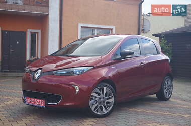 Хэтчбек Renault Zoe 2019 в 