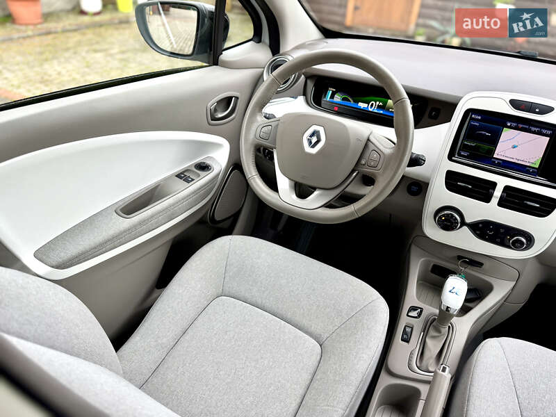 Хэтчбек Renault Zoe 2019 в Самборе