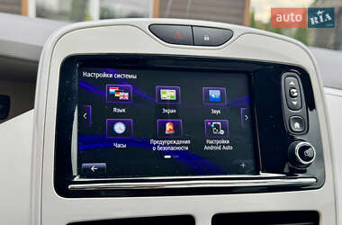 Хетчбек Renault Zoe 2019 в 